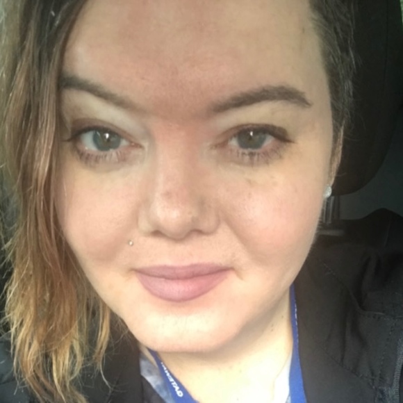 Meet your Posher, Ashley - Picture 1 of 1